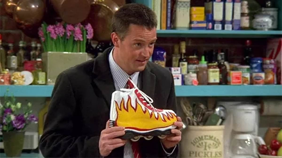 alert-–-could-chandler-bing-be-any-funnier!-devastated-friends-fans-share-matthew-perry’s-10-funniest-moments-from-hit-sitcom-after-actor’s-shock-death-at-the-age-of-54