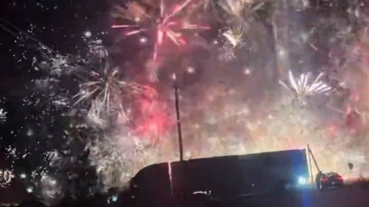 alert-–-spect-crash-ular:-semi-truck-plows-into-trailer-loaded-with-$100,000-of-fireworks-sparking-a-stunning-roadside-display