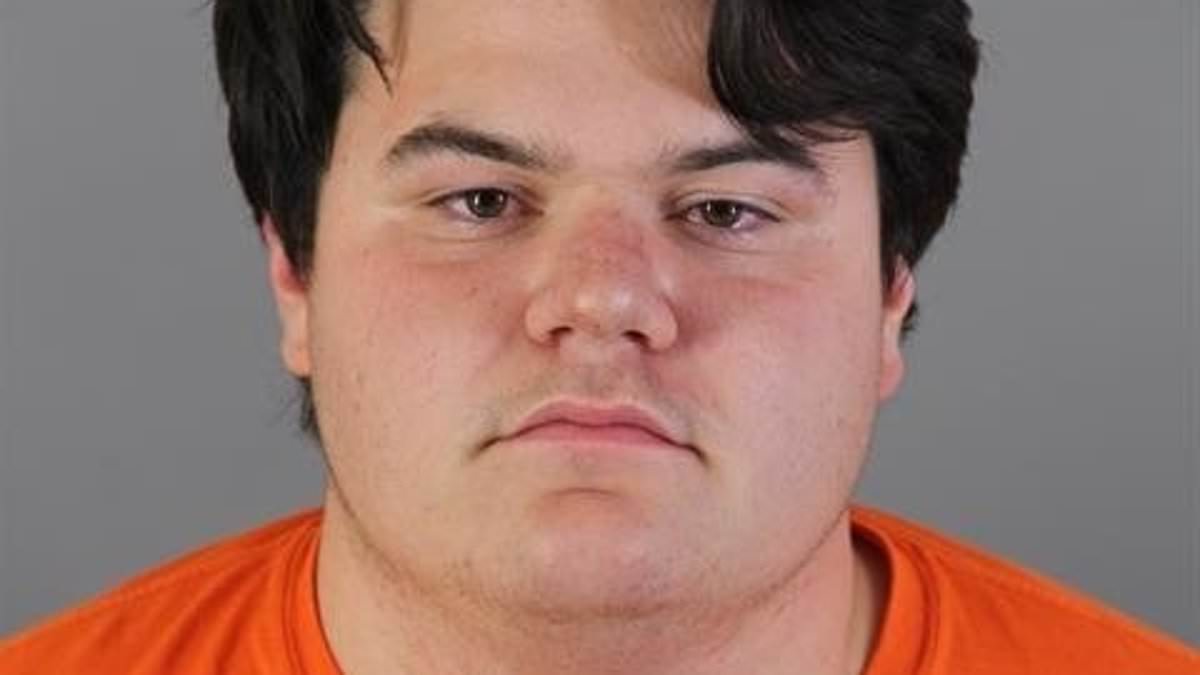 alert-–-wisconsin-drunk,-21,-is-charged-with-biting-man’s-fingertip-off-after-being-told-to-stop-groping-guest-at-golf-club-wedding,-which-could-leave-victim-facing-life-long-deformity