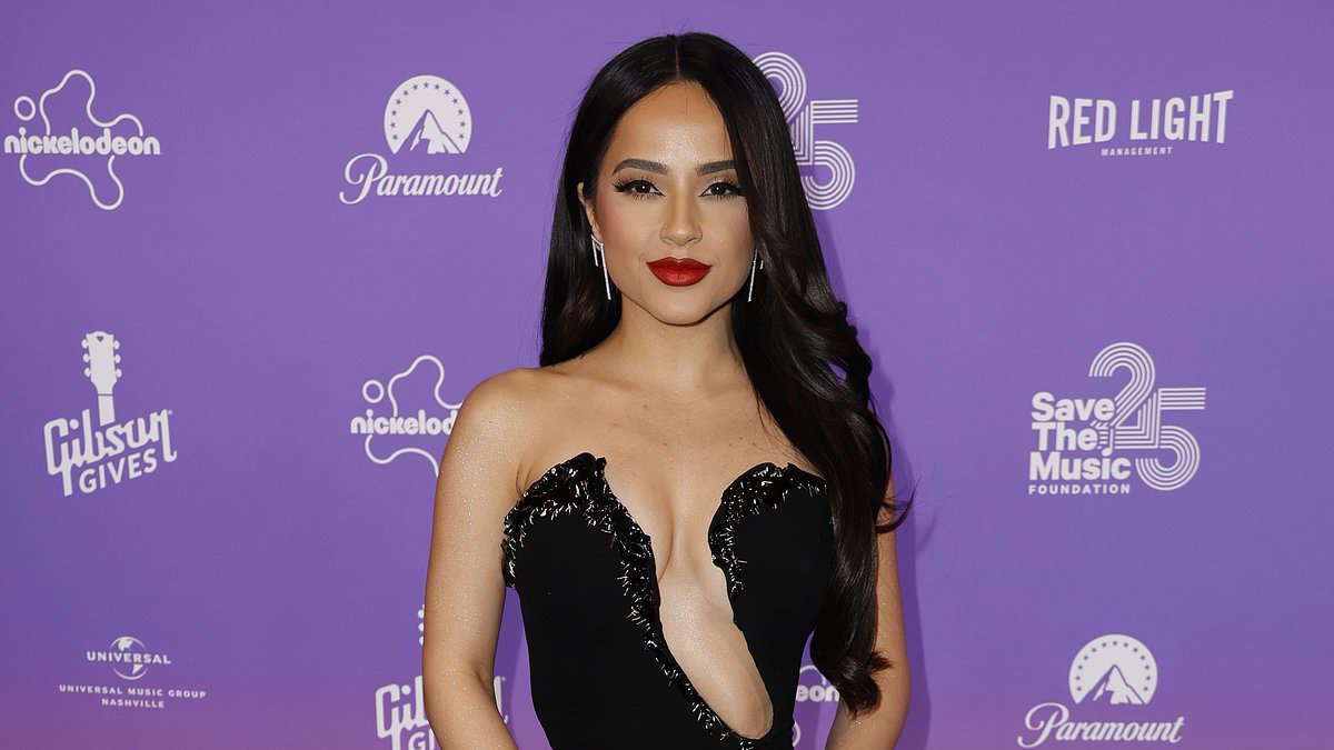 alert-–-becky-g-takes-the-plunge-in-sexy-black-gown-while-being-honored-at-the-25th-save-the-music-foundation-gala-in-hollywood