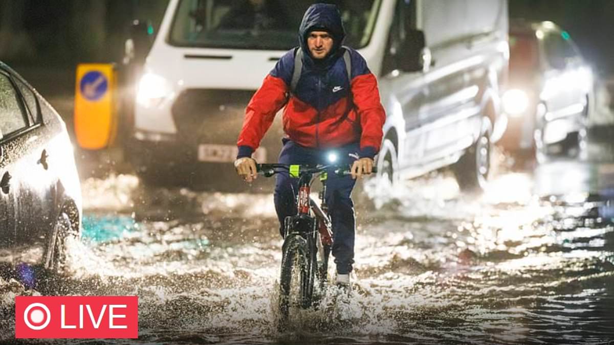 alert-–-storm-ciaran-latest:-live-uk-weather-updates-as-10,000-homes-left-without-power-in-cornwall-and-jersey-wakes-to-devastation-after-104mph-winds-tear-roofs-off-homes