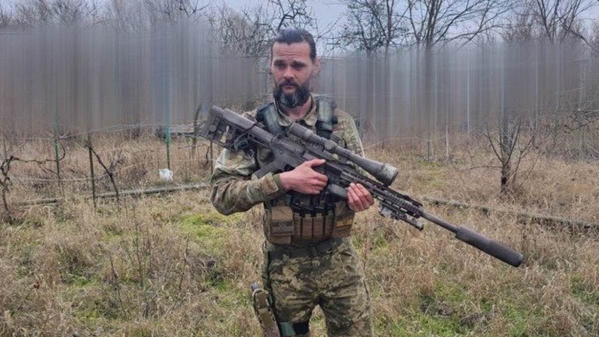 alert-–-british-ex-army-sniper-christopher-‘pezz’-perryman,-38,-is-killed-in-ukraine-after-volunteering-to-fight-putin’s-forces-–-a-sister-pays-tribute-to-‘-true-hero’