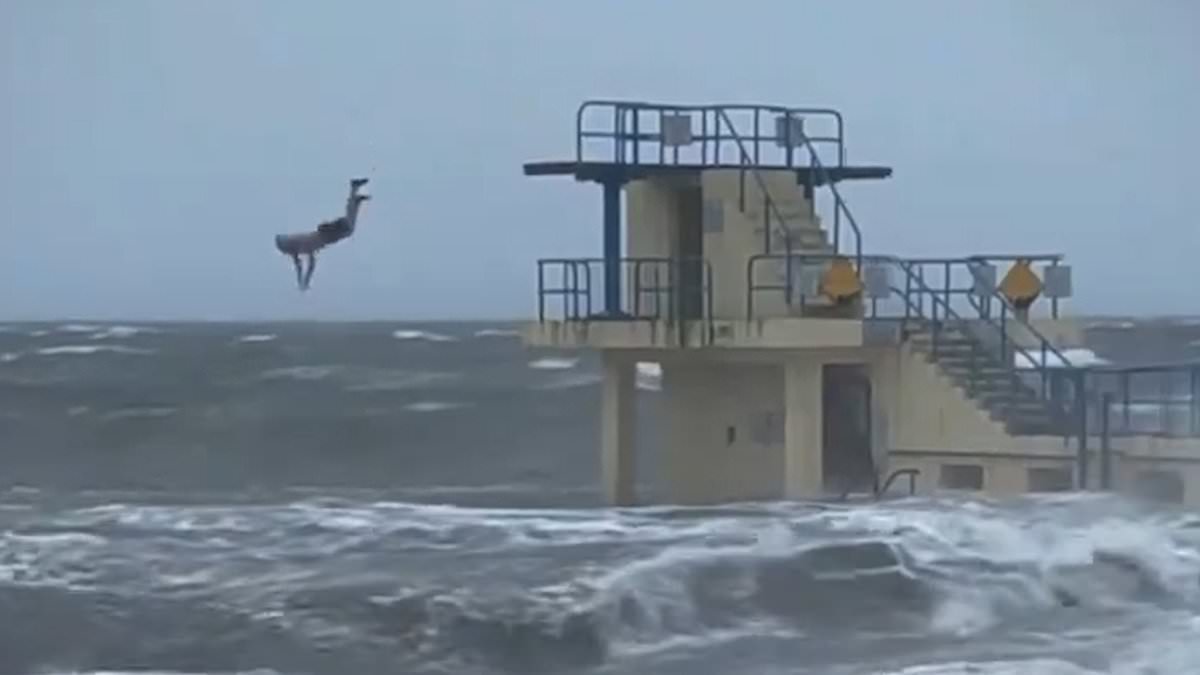 alert-–-moment-‘idiot’-diver-jumps-into-huge-crashing-waves-during-storm-isha-as-rnli-issue-safety-warning-to-‘stay-away-from-the-sea’