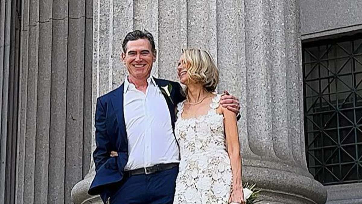 alert-–-naomi-watts-reveals-why-she-rushed-down-the-aisle-with-billy-crudup-at-surprise-courthouse-wedding:-‘we-were-very-keen’