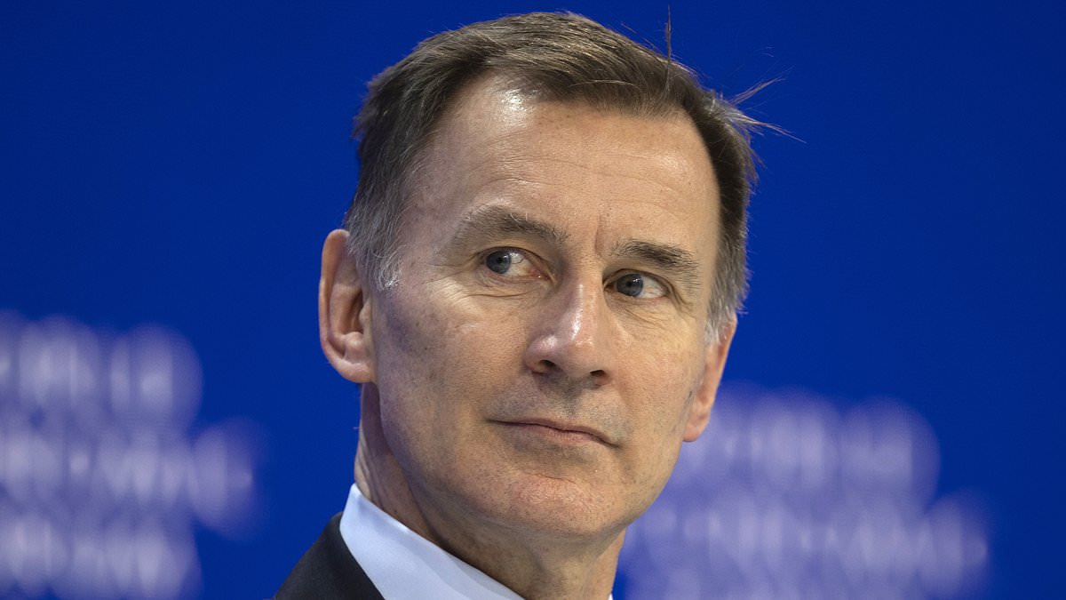 alert-–-jeremy-hunt-should-axe-stamp-duty-in-the-upcoming-budget-rather-than-cutting-1p-of-income-tax,-ifs-chief-urges