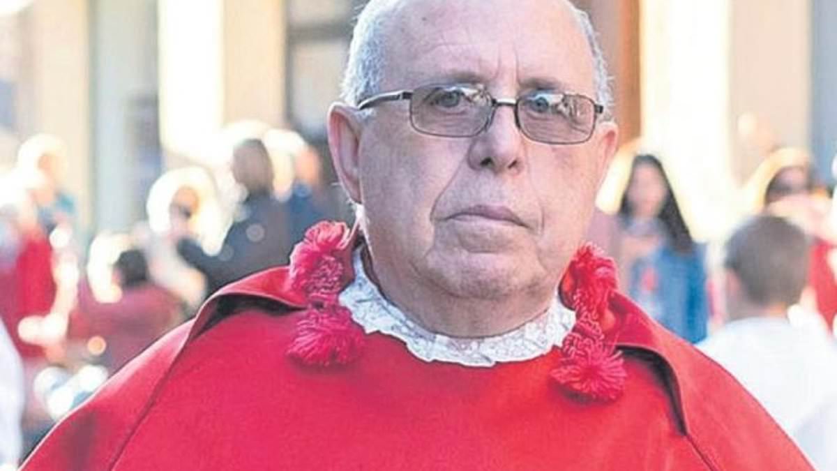 alert-–-spanish-priest,-80,-found-naked-and-strangled-to-death-at-home-in-‘lovers-dispute’-–-as-man,-40,-arrested