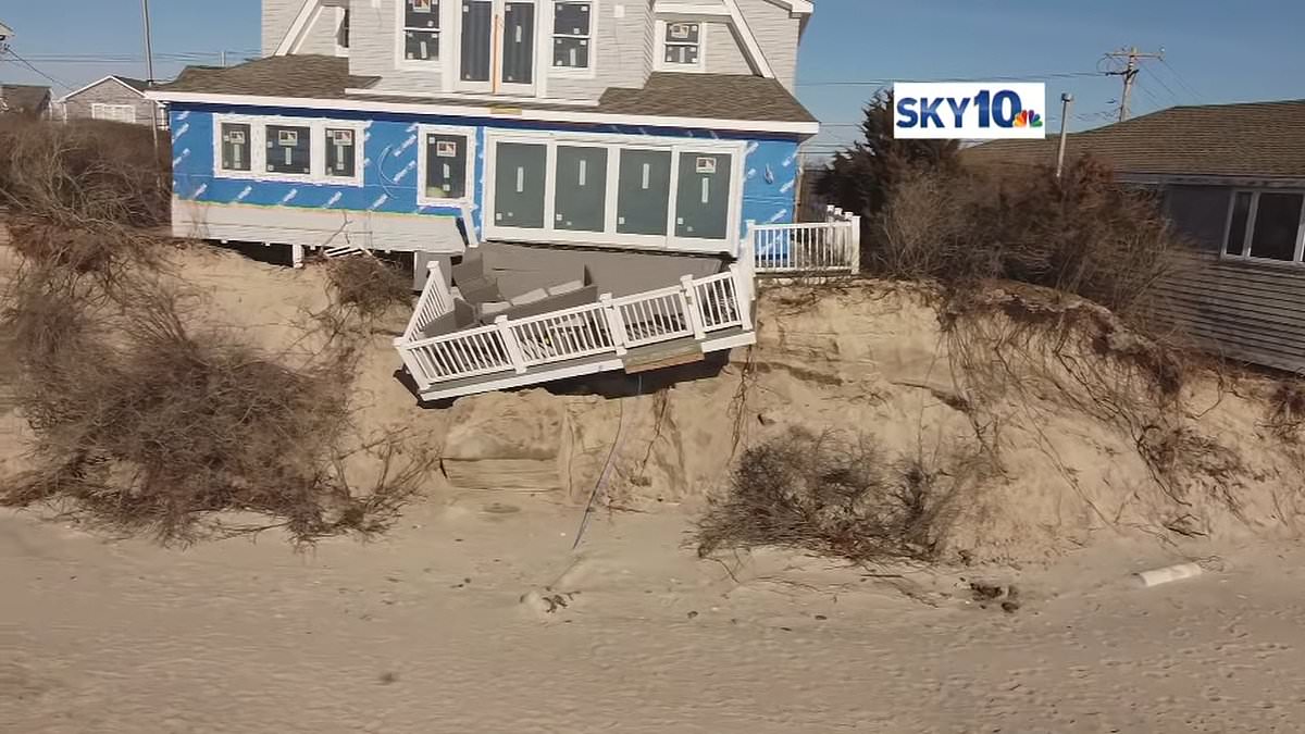 alert-–-living-on-the-edge-(literally!):-homeowners-with-stunning-ocean-views-forced-to-flee-before-crumbling-cliffs-battered-by-extreme-weather-dump-properties-into-the-water