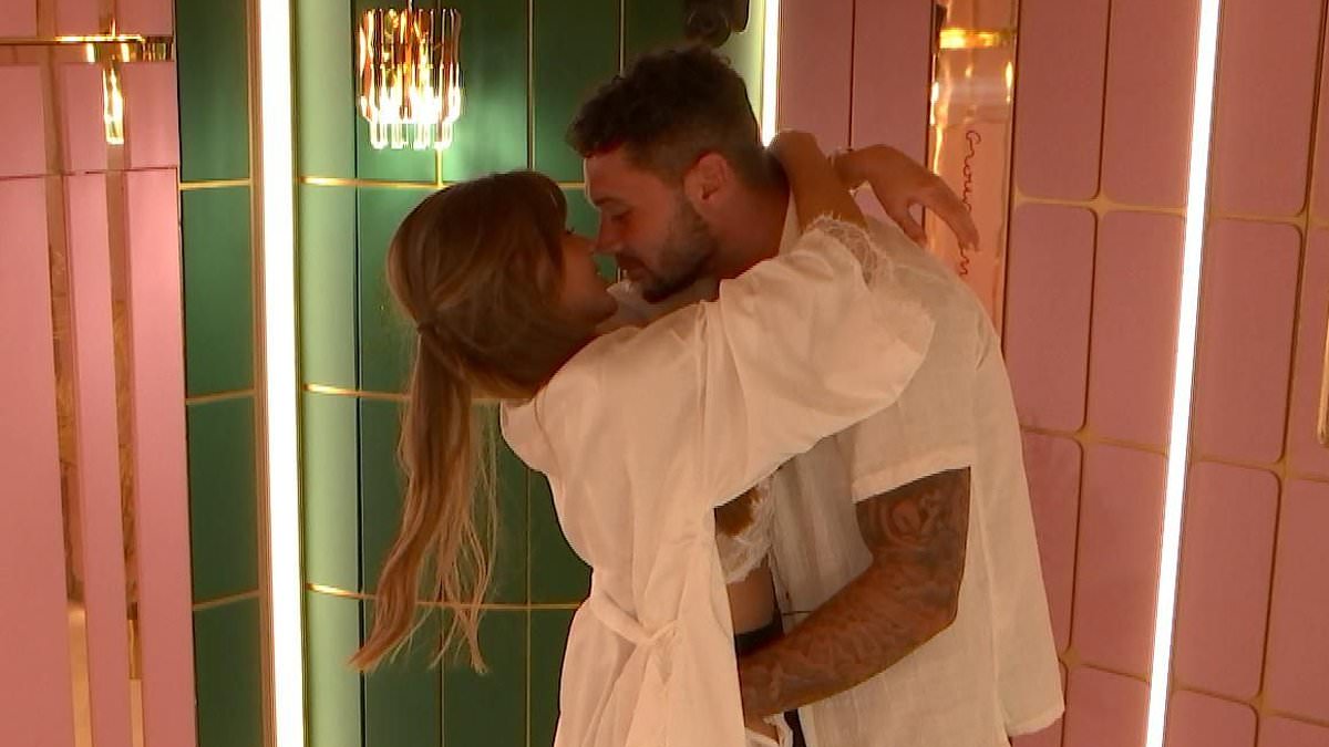 alert-–-love-island-spoiler:-georgia-s-makes-a-shock-admission-to-tom-about-her-feelings-–-before-telling-callum-he-is-the-‘only-one-she’d-want-to-spend-a-night-in-the-hideaway-with’