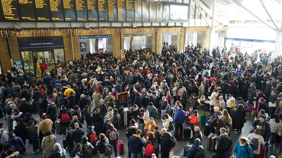 alert-–-rail-bosses-cash-in-on-huge-bonuses-and-pay-rises-amid-strike-hell-on-trains-as-nine-days-of-walkouts-start