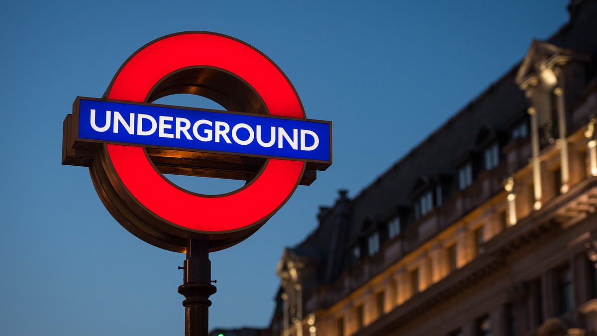 alert-–-london’s-oxford-circus-tube-station-is-evacuated-during-morning-rush-hour-as-firefighters-rush-to-deal-with-overheated-escalator