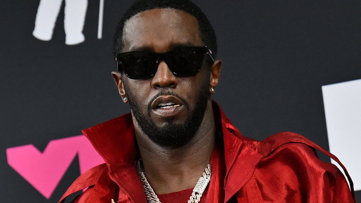 alert-–-diddy’s-private-jet-tracked-to-the-caribbean-island-of-antigua-as-feds-swoop-in-on-la-and-miami-homes…-but-rapper-wasn’t-on-board