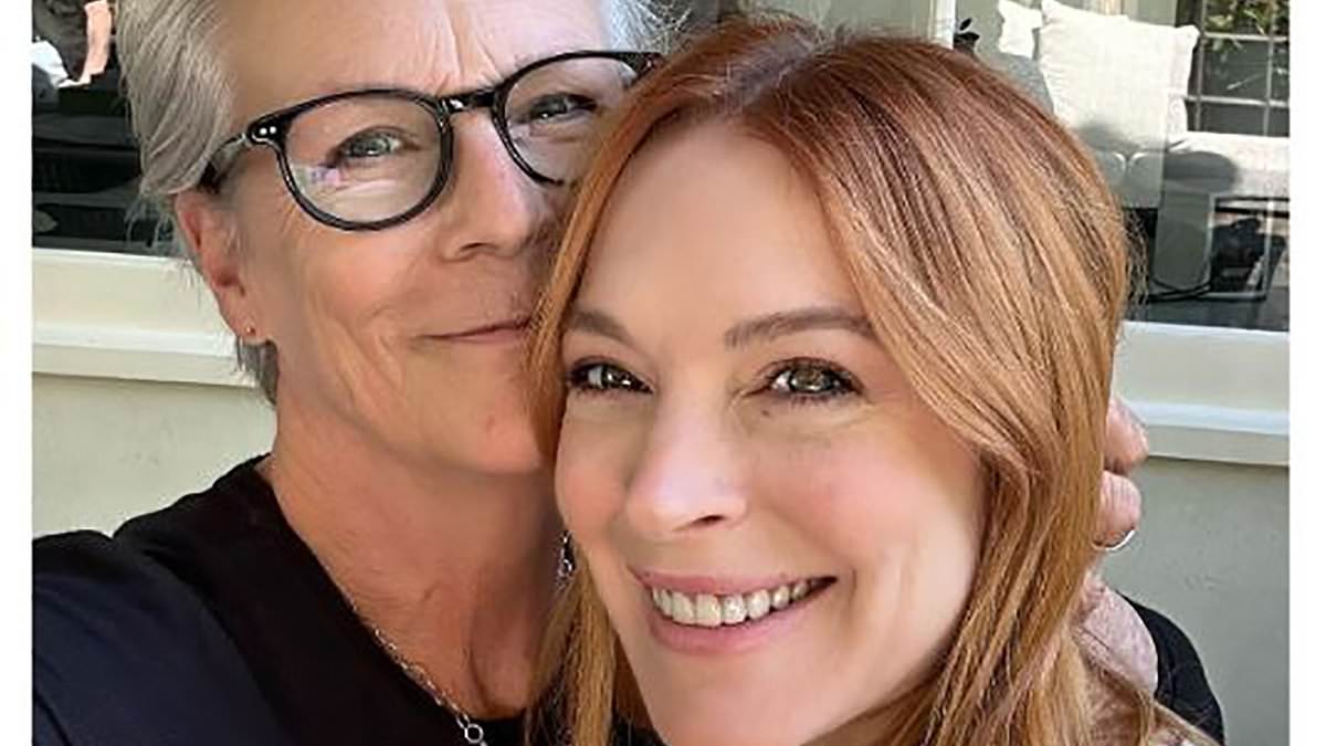 alert-–-lindsay-lohan-and-jamie-lee-curtis-continue-to-tease-freaky-friday-sequel-– -as-director-for-hotly-anticipated-film-is-revealed