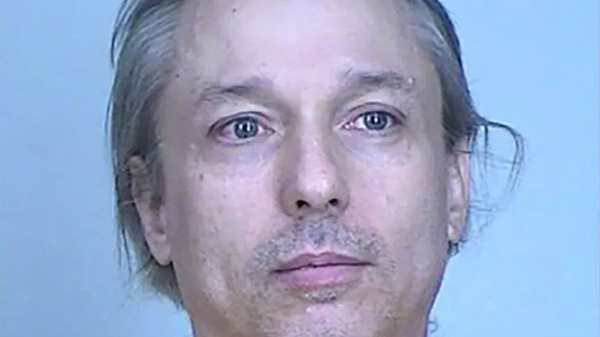 alert-–-transgender-militia-leader-serving-53-years-for-plot-to-blow-up-minnesota-mosque-demands-transfer-to-women’s-prison-amid-‘relentless-sexual-harassment’-in-men’s-facility