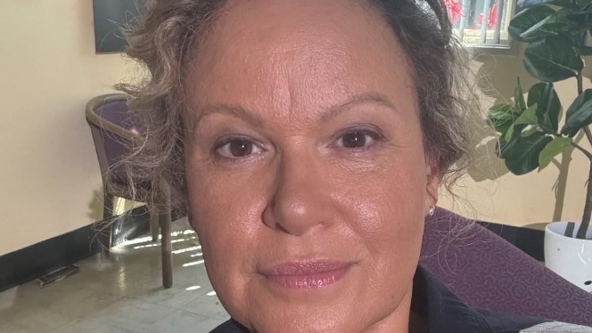 alert-–-wentworth-star-leah-purcell-reveals-why-she-almost-had-to-get-a-job-cleaning-toilets-before-her-career-comeback