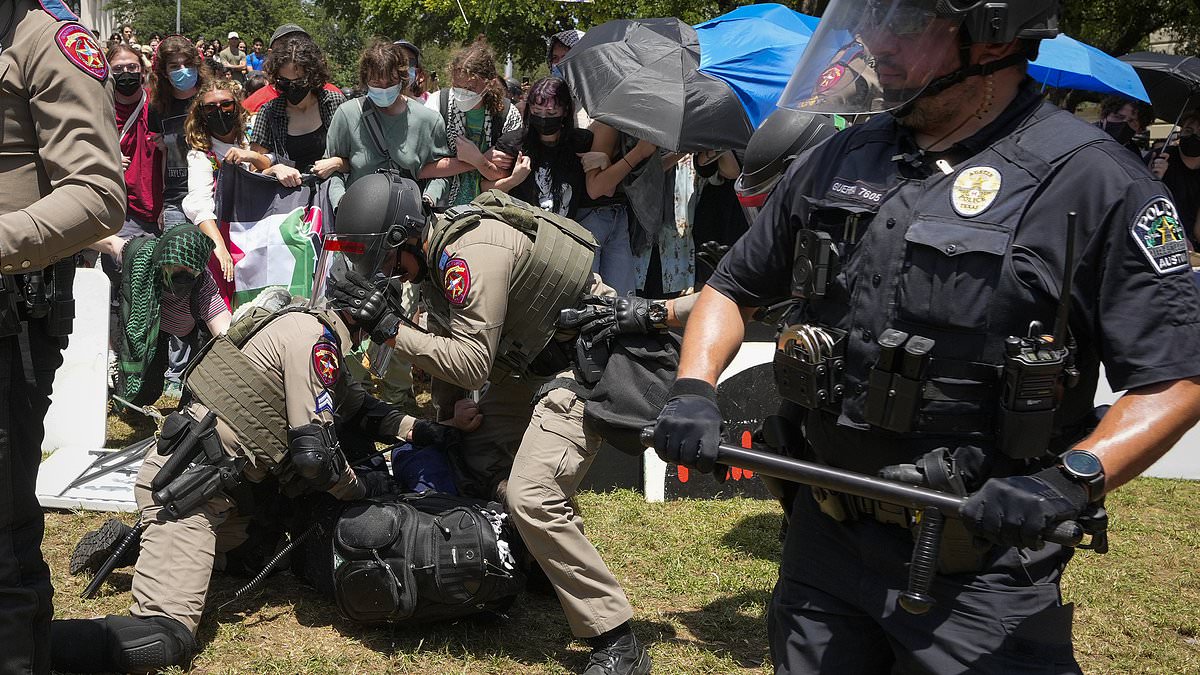 alert-–-texas-cops-arrest-79-at-latest-protest-–-while-elite-nyc-university-refuses-to-call-in-the-cops-on-mob-that-smashed-buildings-and-staged-sit-in