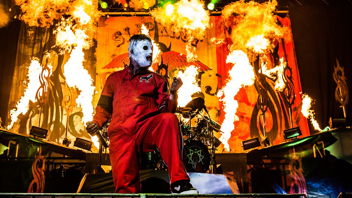 alert-–-slipknot-announces-25th-anniversary-tour-across-us-and-europe-with-band-returning-to-their-hometown-for-knotfest-2024