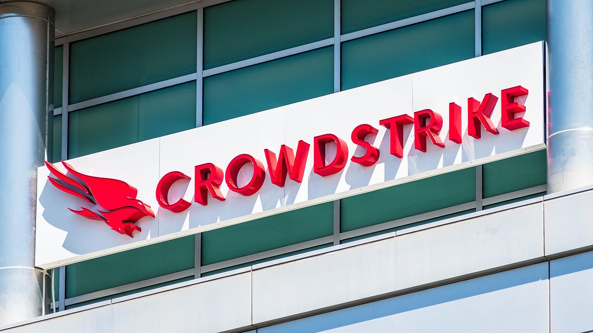 alert-–-crowdstrike-slammed-over-pathetic-apology-gesture-for-microsoft-outage-that-caused-$5.4-billion-of-damage