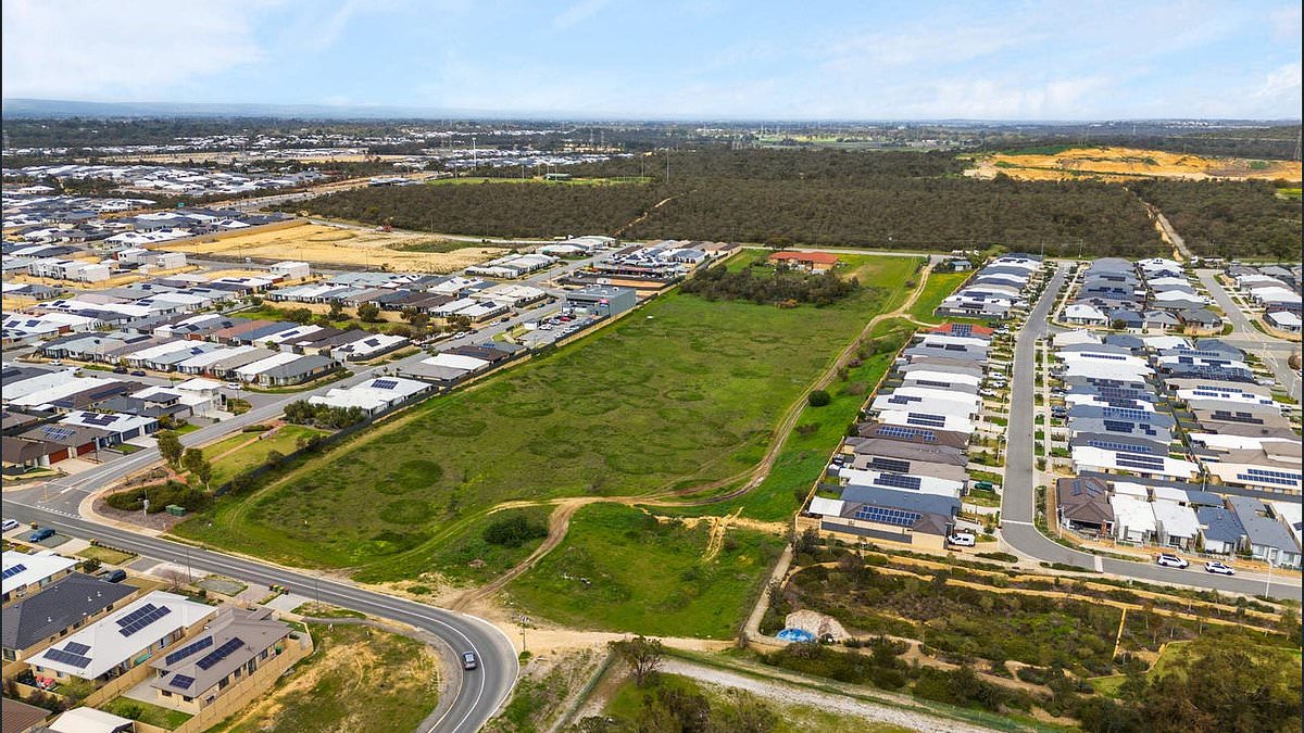 alert-–-aussie-family-give-into-pressure-to-sell-up-from-property-developers-–-but-another-is-refusing-to-budge-as-land-value-soars-past-$40million