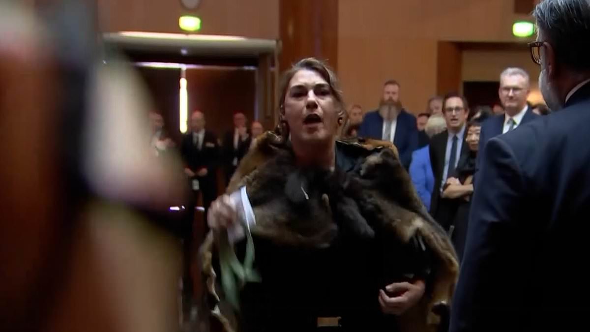 alert-–-lidia-thorpe-unleashes-on-king-charles-during-welcome-ceremony:-‘give-us-our-land-back’