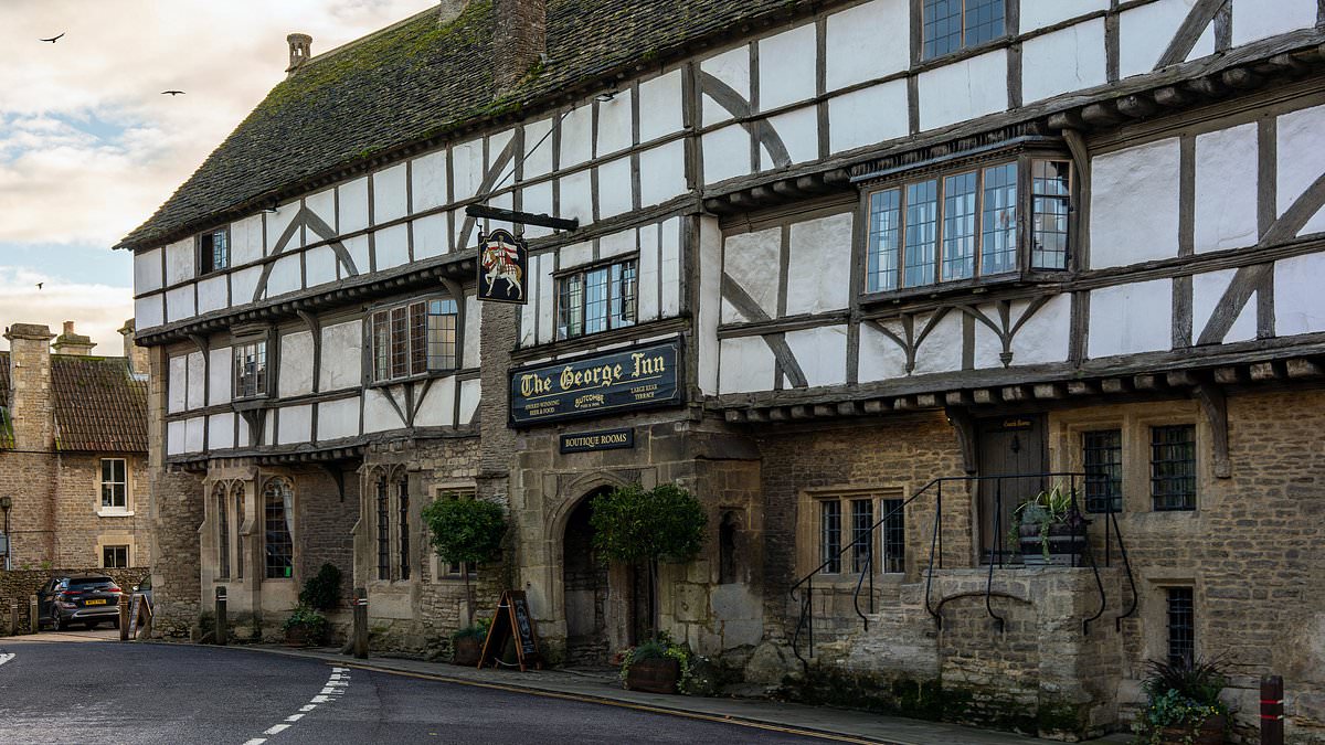 alert-–-which-pub-really-is-britain’s-oldest?-myth-busting-archaeologist-names-the-inns-with-false-claims-–-and-the-pubs-that-really-are-the-most-ancient-in-the-land