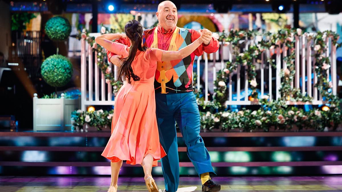 alert-–-latest-updates-from-strictly-come-dancing-halloween-week-as-jamie-borthwick-and-montell-douglas-look-to-reignite-rivalry-at-top-of-leaderboard-while-celebrities-aim-to-avoid-nightmare-dance-off