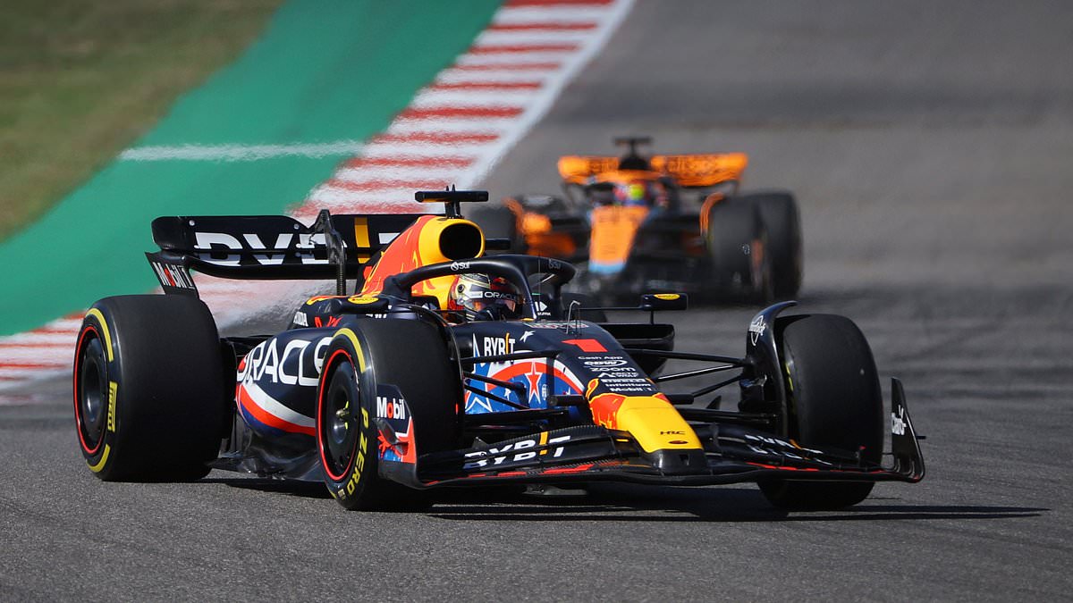 alert-–-us-grand-prix-–-race-live:-max-verstappen-overtakes-lando-norris-to-grab-the-lead-in-austin,-with-lewis-hamilton-in-third