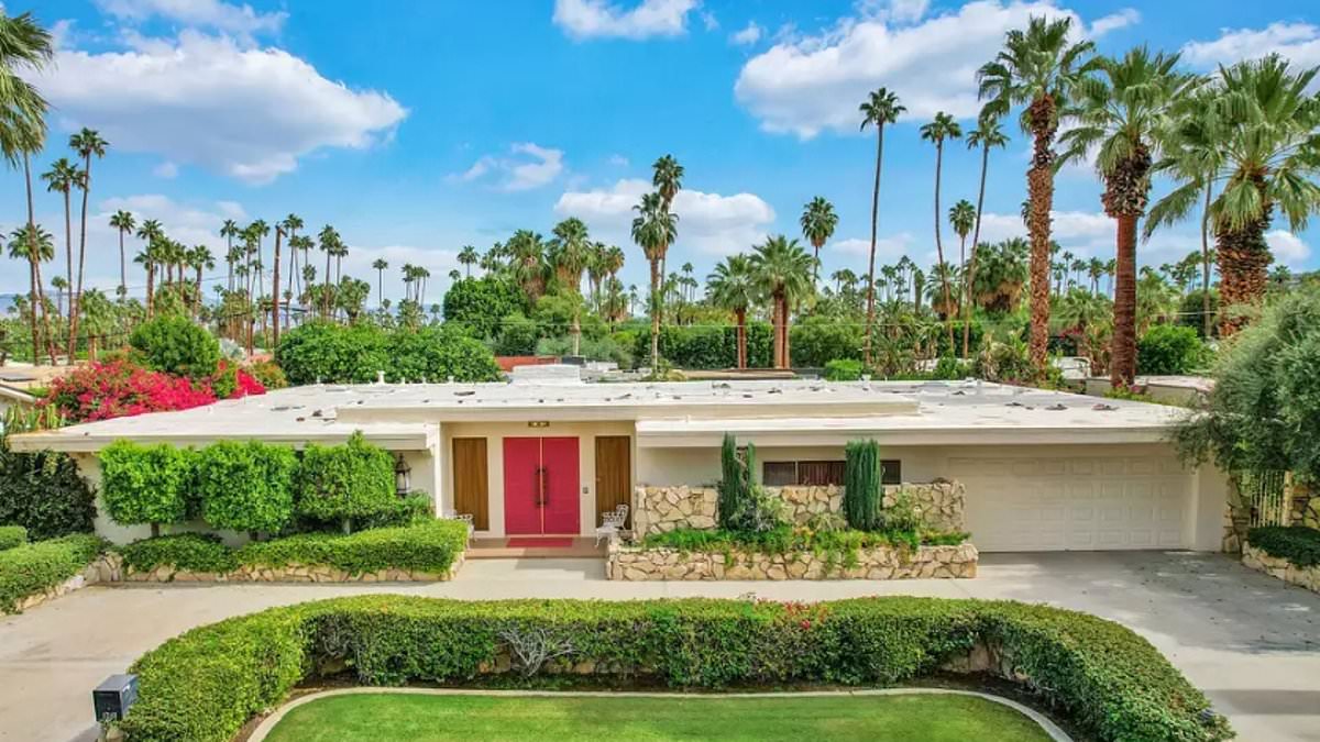 alert-–-sumptuous-palm-springs-home-with-very-colorful-original-1960s-interior-hits-market-for-$1.85m