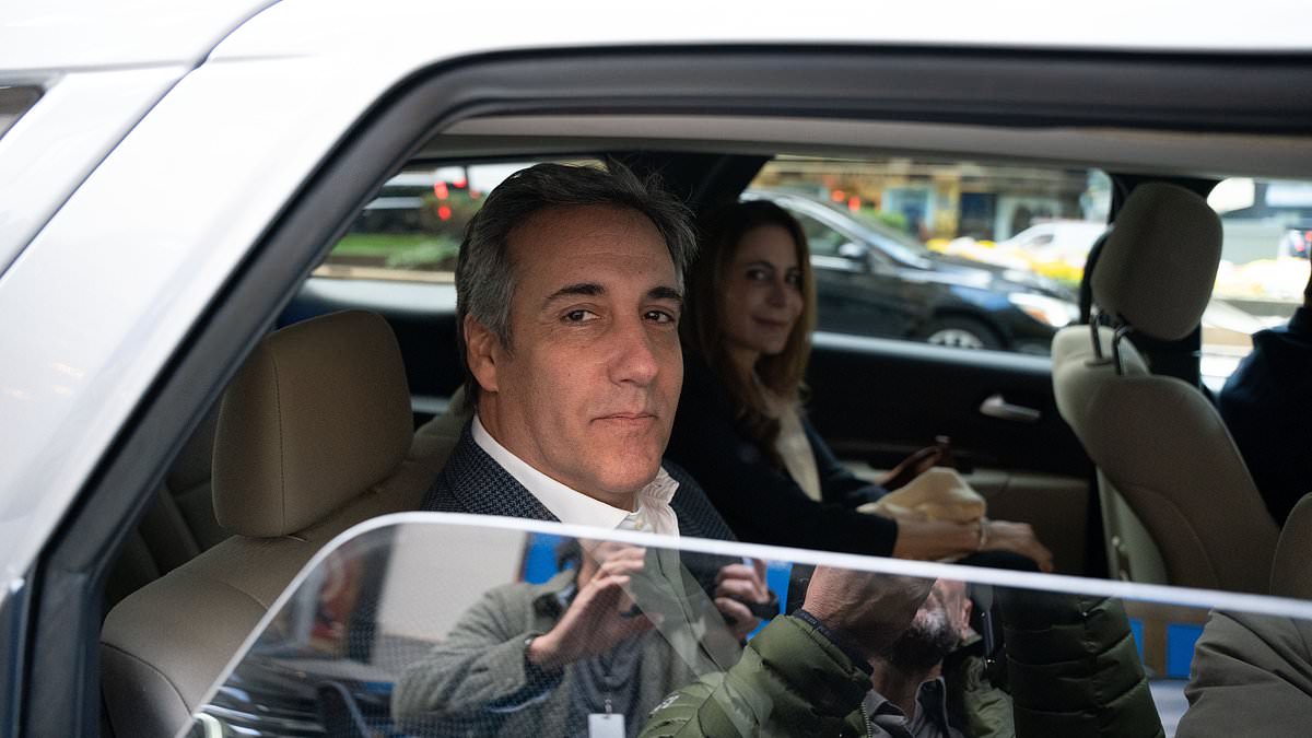 alert-–-donald-trump-returns-to-manhattan-courthouse-to-face-off-with-former-fixer-and-personal-lawyer-michael-cohen-who-is-set-testify-against-the-president-at-his-$250m-fraud-trial