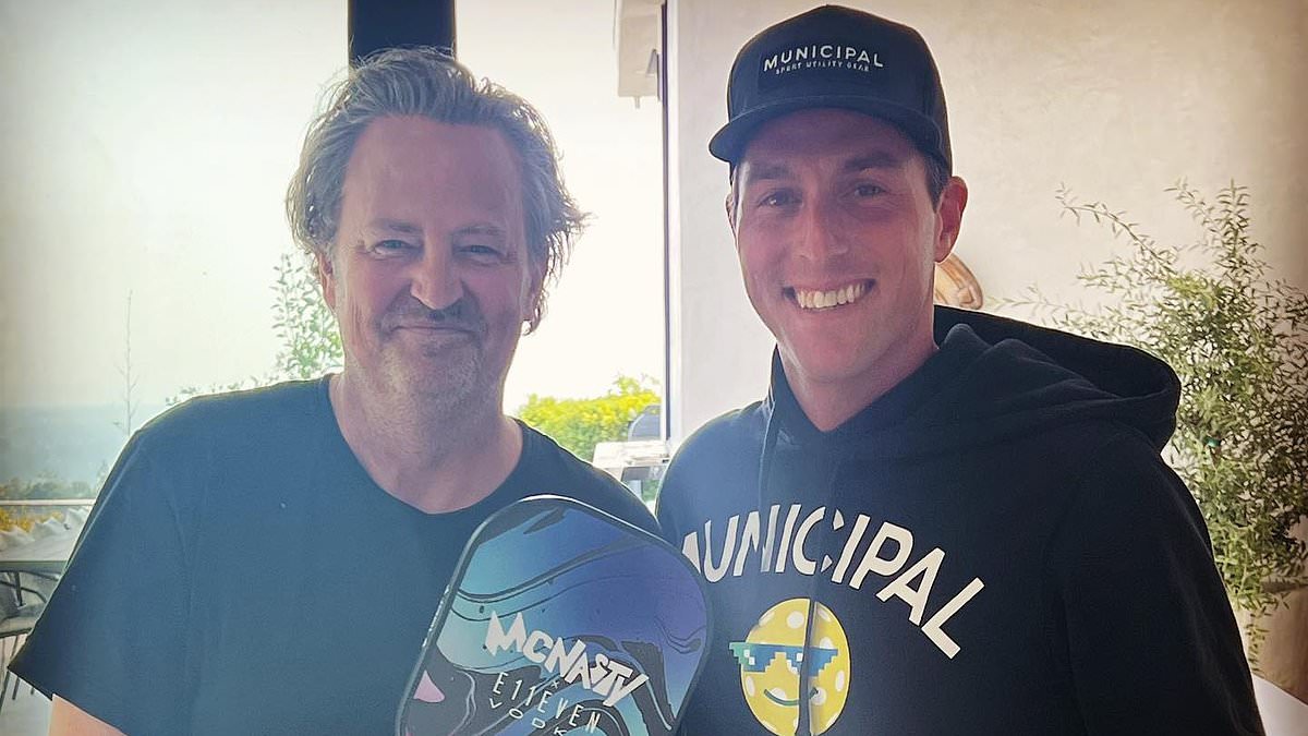 alert-–-matthew-perry’s-pickleball-coach-says-the-‘selfless’-actor-was-‘doing-really-well’-and-was-using-the-sport-to-stay-sober