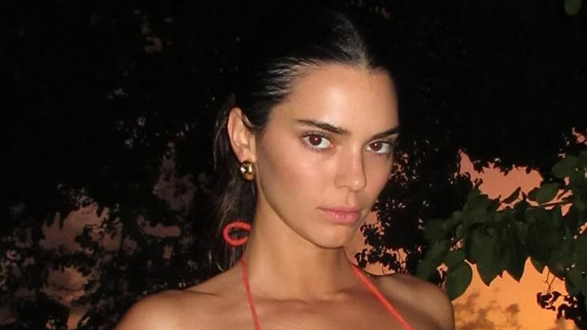 alert-–-kendall-jenner-puts-her-pert-derriere-and-taut-midriff-on-full-display-in-a-very-tiny-thong-bikini-for-cheeky-nighttime-beach-snaps