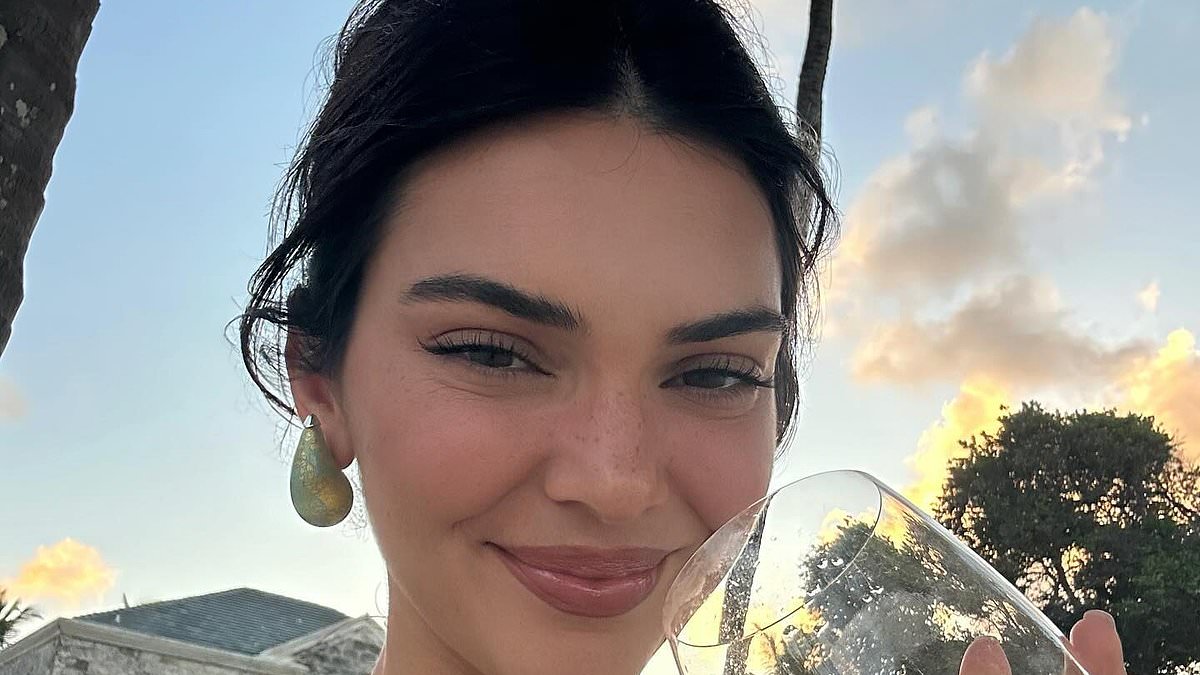 alert-–-kendall-jenner-sparks-speculation-she-posted-snap-of-ex-bad-bunny-as-she-shares-group-photo-from-new-year’s-eve-trip-to-barbados