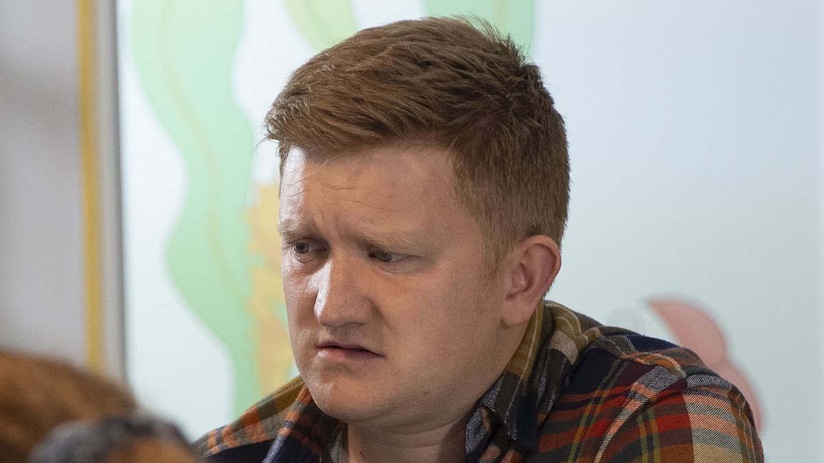 alert-–-coronation-street-spoiler:-chesney-winter-brown-is-left-devastated-as-son-joseph-is-diagnosed-with-lyme-disease-after-he-collapses-at-home