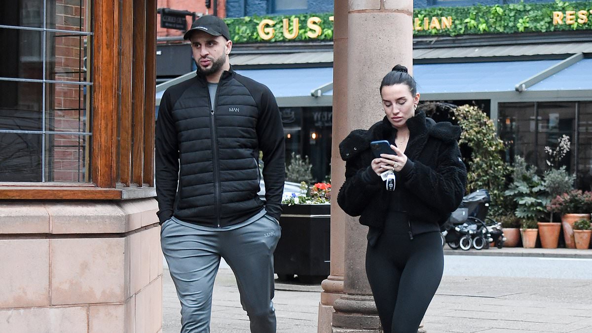 alert-–-kyle-walker-has-secretly-met-baby-daughter-he-fathered-with-lauryn-goodman-for-the-first-time-and-whose-birth-helped-end-his-marriage-–-as-friends-reveal-his-estranged-wife-annie-kilner-is-pregnant-with-their-fourth-child