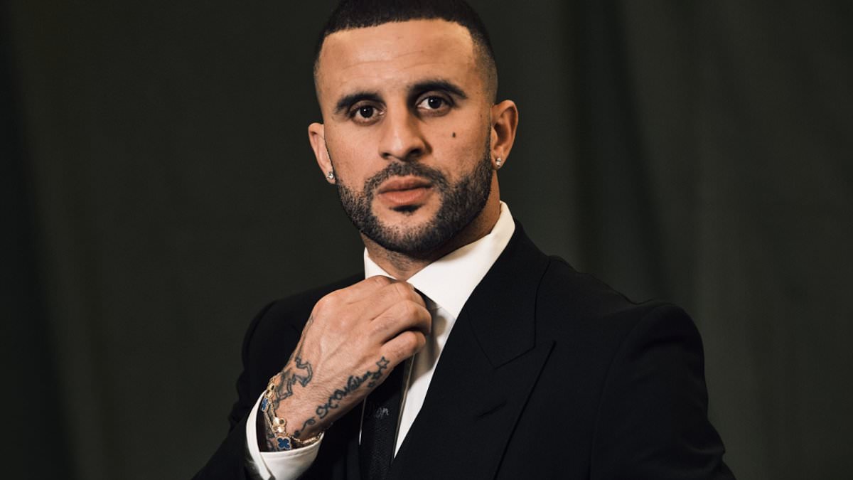 alert-–-the-pictures-that-prove-kyle-walker-is-desperate-to-win-wife-annie-kilner-back!-sportsman-brandishes-wedding-band-at-fifa-football-awards-–-after-being-dumped-for-having-second-love-child-with-lauryn-goodman