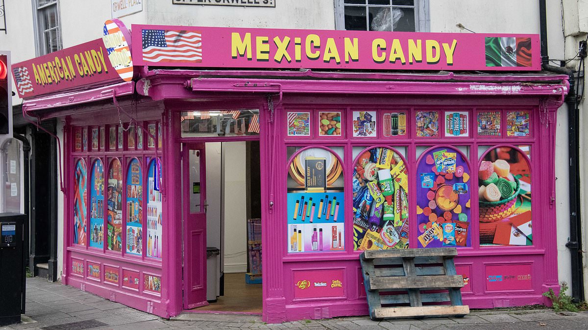 alert-–-horrified-parents-demand-american-candy-stores-are-banned:-warnings-over-‘garish’-shops-invading-britain’s-high-streets-with-sweets-pushed-by-influencers-on-social-media-(and-some-even-do-home-delivery)