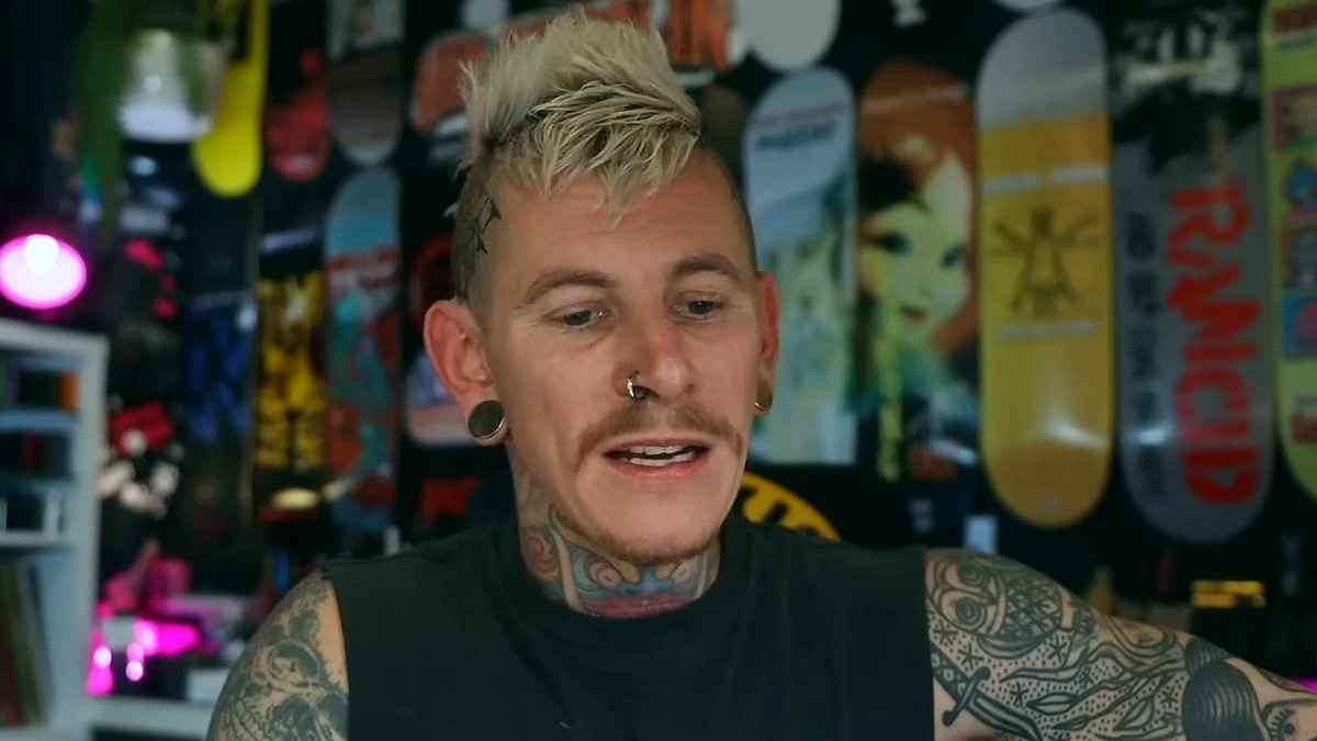 alert-–-aussie-youtuber-samuel-parsons-declares-he’s-leaving-the-country-because-of-the-government’s-vape-ban