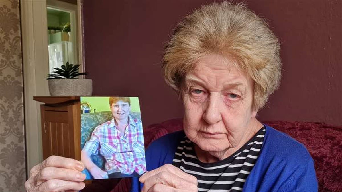 alert-–-devastated-mother-who-has-lost-three-children-and-her-husband-in-the-last-six-years-hits-out-after-surviving-daughter-dies-in-her-arms-following-an-hour-long-wait-for-an-ambulance