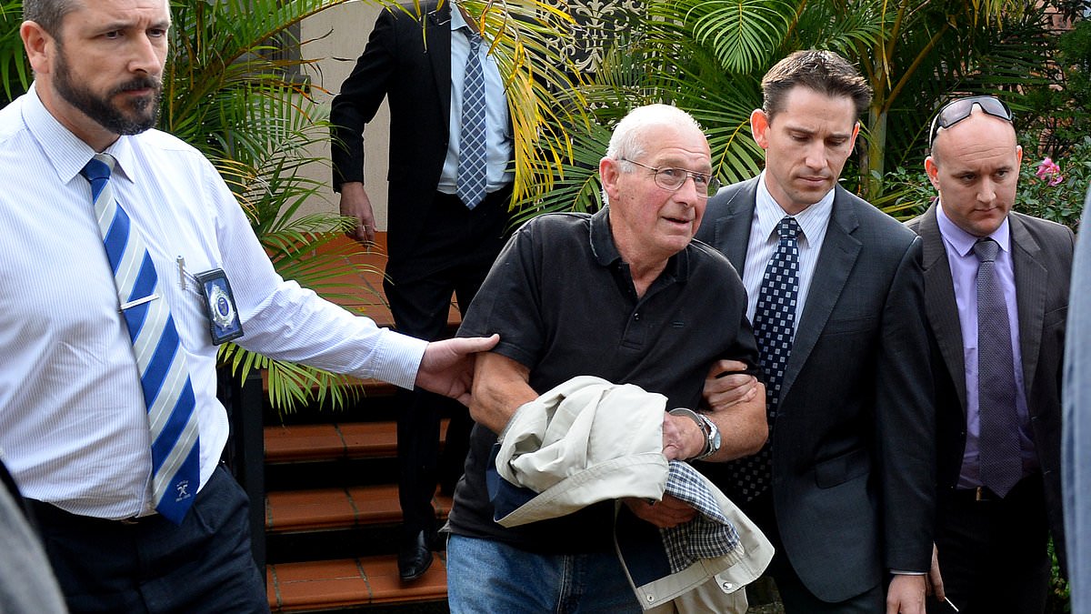 alert-–-roger-rogerson’s-grim-last-months-in-prison-revealed-as-the-corrupt-cop-and-convicted-killer-is-taken-off-life-support-and-waits-to-die