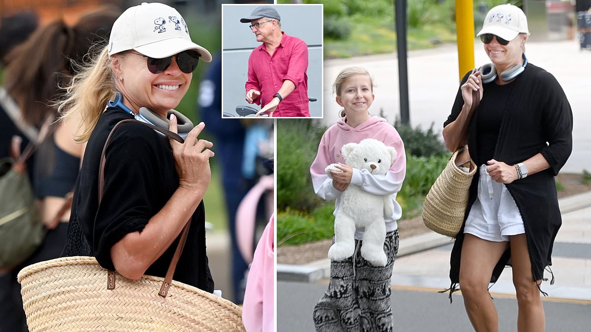 alert-–-barefaced-sonia-kruger-looks-refreshed-as-she makes-a-rare-public-appearance-with-partner-craig-mcpherson-at-sydney-airport-after-returning-from-family-holiday