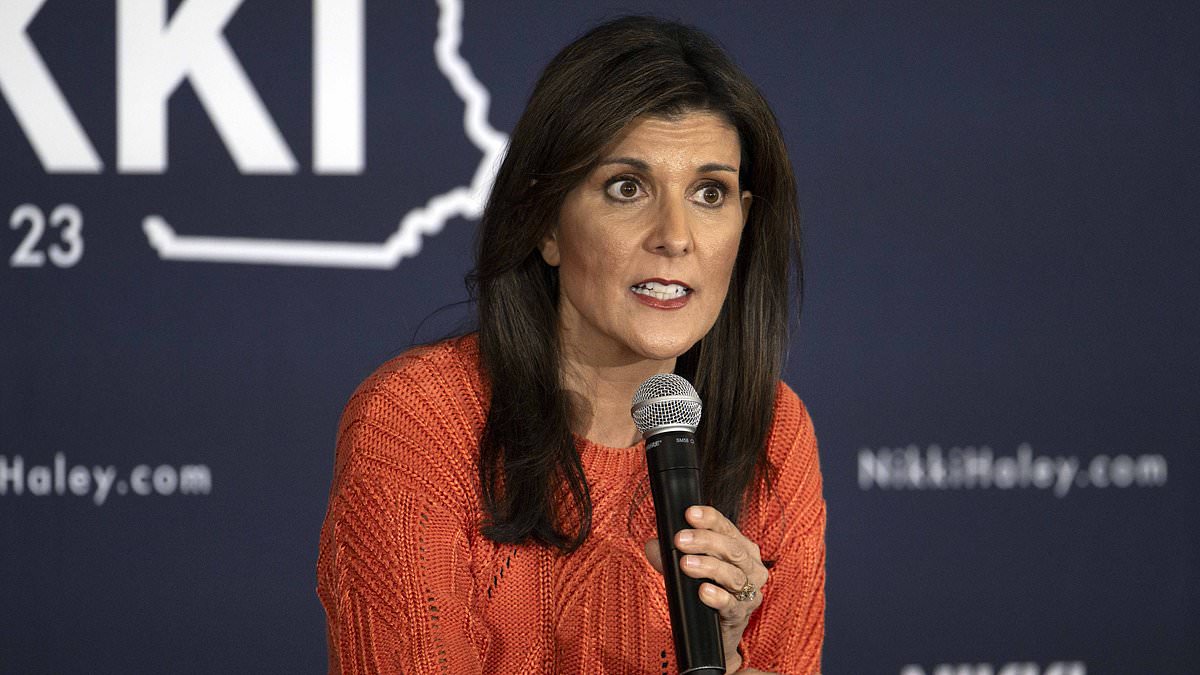 alert-–-‘will-you-marry-me?’-trump-supporter-trolls-nikki-haley-who-rejects-his-marriage-proposal-and-tells-him-to-‘get-out-of-here’-after-he-reveals-who-he-is-voting-for-at-new-hampshire-rally