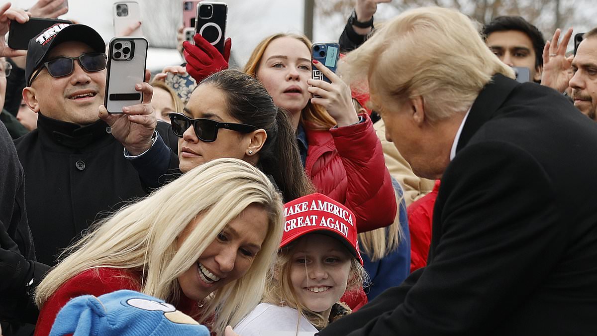 alert-–-first-polls-close-in-the-new-hampshire-republican-primary:-wait-for-results-begins-as-donald-trump-eyes-another-landslide-victory-and-nikki-haley-clings-to-hope-of-an-upset