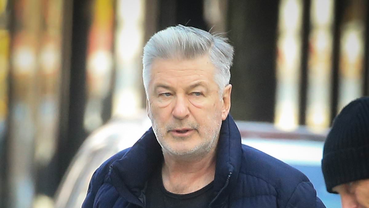 alert-–-alec-baldwin-demands-his-‘rust’-trial-for-manslaughter-of-halyna-hutchins-begins-‘sooner-rather-than-later’-to-‘minimize-public-vilification’