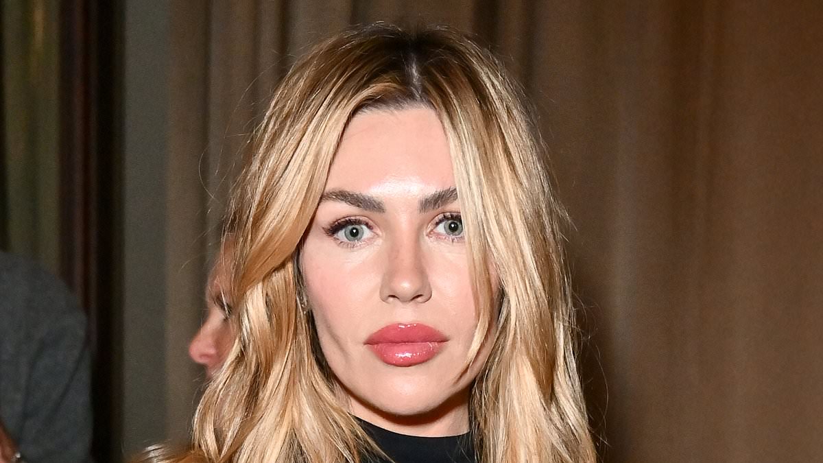 alert-–-abbey-clancy-cuts-a-stylish-figure-in-black-top-and-matching-skirt-as-she-joins-alexa-chung-at-burns-night-celebration