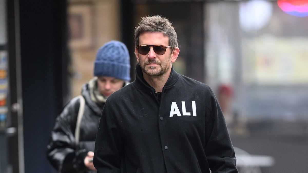 alert-–-bradley-cooper-cuts-a-casual-figure-as-he-steps-out-clutching-daughter-lea’s-shoes-in-nyc-–-after-romantic-london-trip-with-gigi-hadid