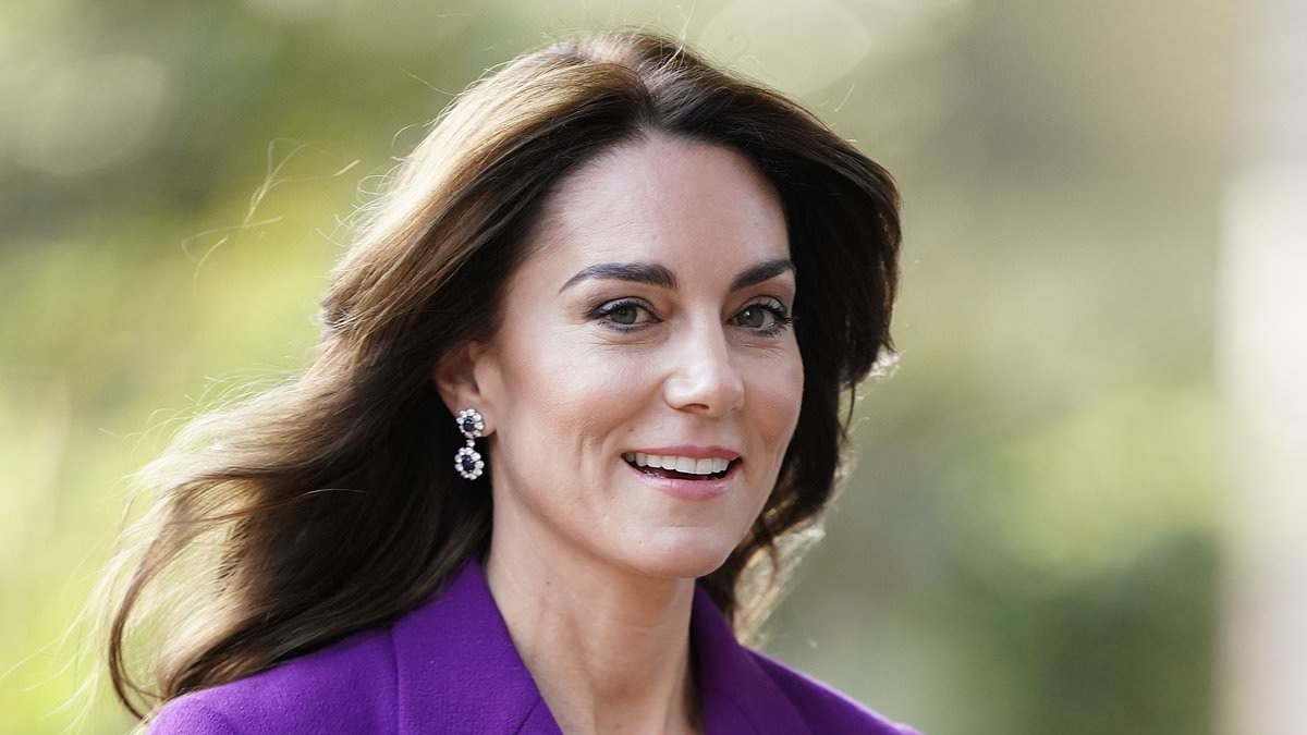 alert-–-kate-set-to-be-out-of-the-public-eye-until-easter-while-recovering-from-abdominal-surgery-as-she-spends-first-full-day-at-home-with-her-children-in-two-weeks-since-being-admitted-to-hospital-earlier-this-month