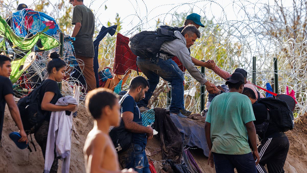 alert-–-thousands-of-migrants-pour-in-as-extraordinary-stand-off-erupts-between-federal-border-patrol-and-local-forces-who-don’t-trust-biden’s-white-house-to-keep-out-the-masses:-tom-leonard-sees-troubling-echoes-of-the-american-civil-war-in-small-town-texas