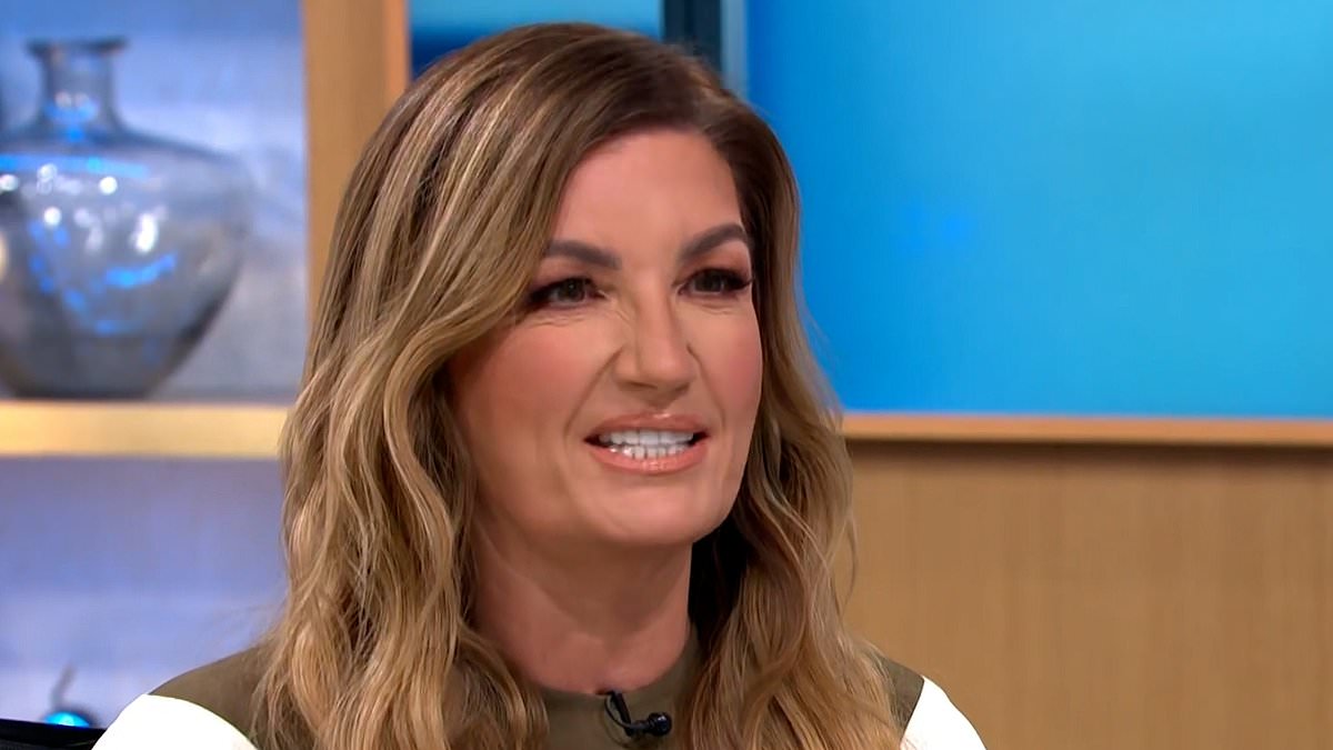 alert-–-the-apprentice’s-karren-brady-admits-it’s-chaos-trying-to-keep-a-straight-face-when-contestants-mess-up-challenges -after-bbc-show-sees-a-hapless-team-use-crumble-to-make-fish-cakes