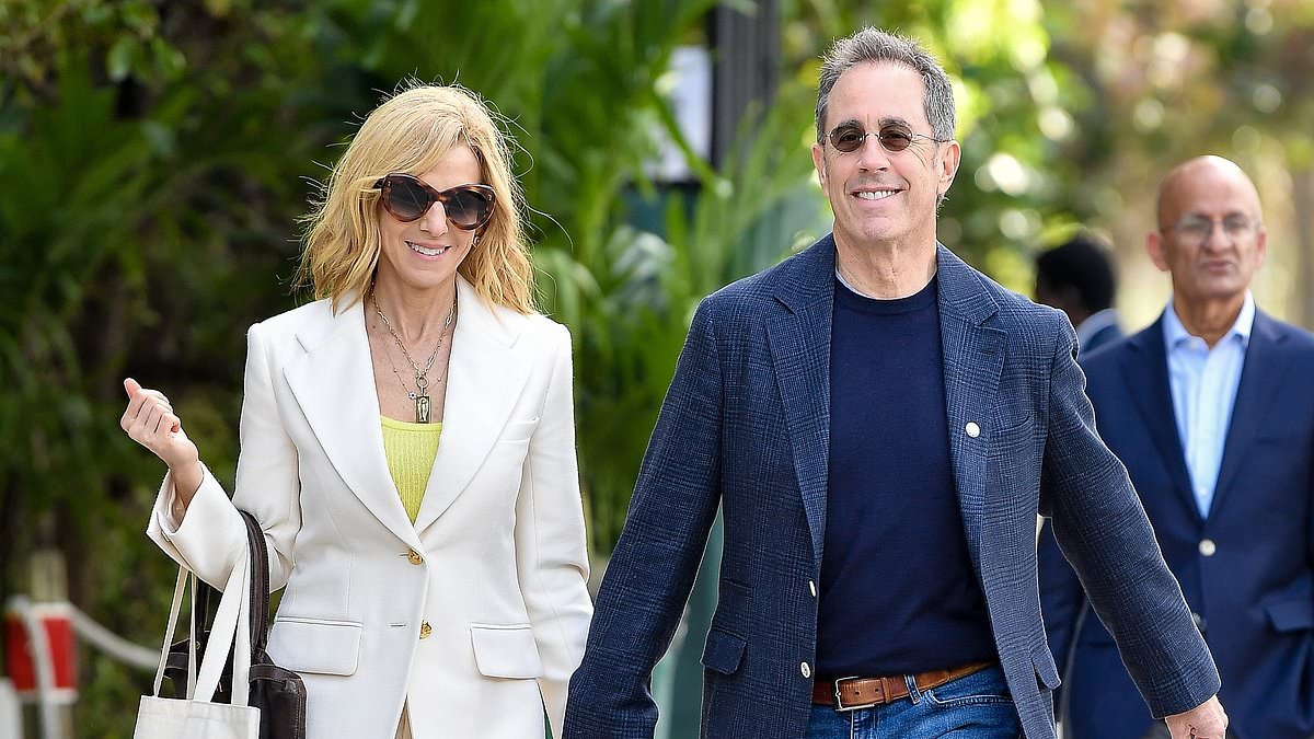 alert-–-jerry-seinfeld-holds-hands-with-his-stunning-wife-jessica-as-they-lead-the-stylish-attendees-at-star-studded-chase-event-in-miami-beach