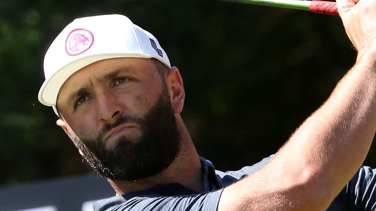alert-–-jon-rahm-passes-the-point-of-no-return-as-liv-golf’s-new-hero-makes-a-fast-start-to-life-as-a-rebel-at-its-2024-curtain-raiser-in-mexico…-but-despite-all-the-fanfare-around-the-masters-champion,-it’s-joaquin-niemann-who-steals-the-show