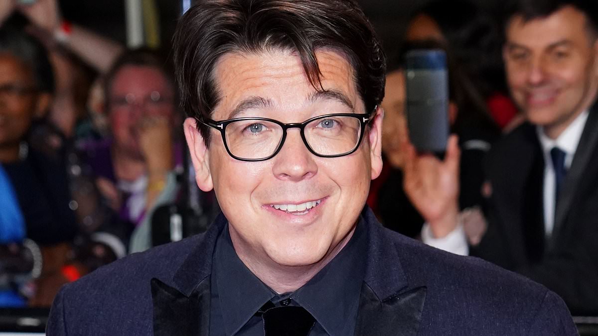 alert-–-michael-mcintyre-developed-shocking-fear-and-put-two-stone-on-(for-which-he-blames-wife-kitty)-after-checking-into-4,000-per-week-weight-loss-clinic